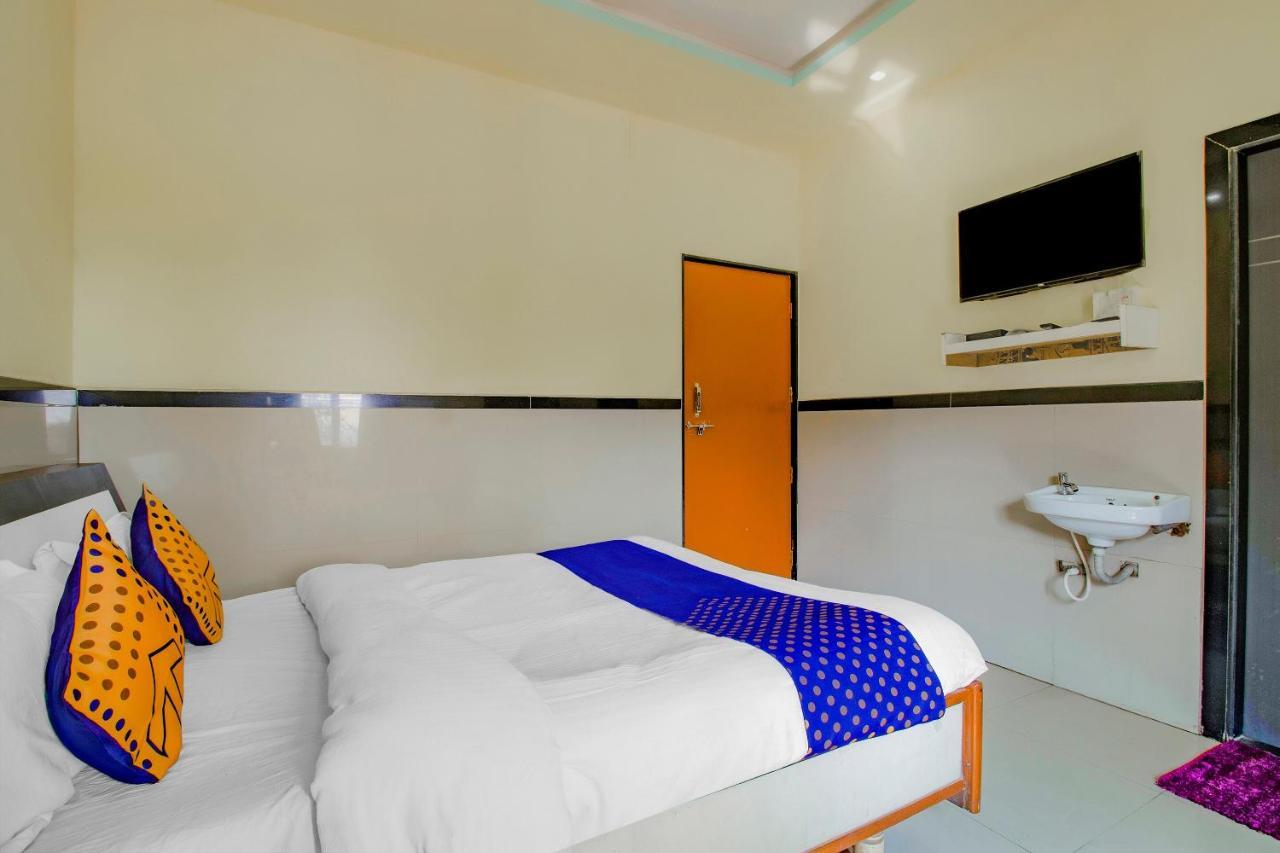 Hotel Spot On Indirasagar Executive Kolhapur Zewnętrze zdjęcie